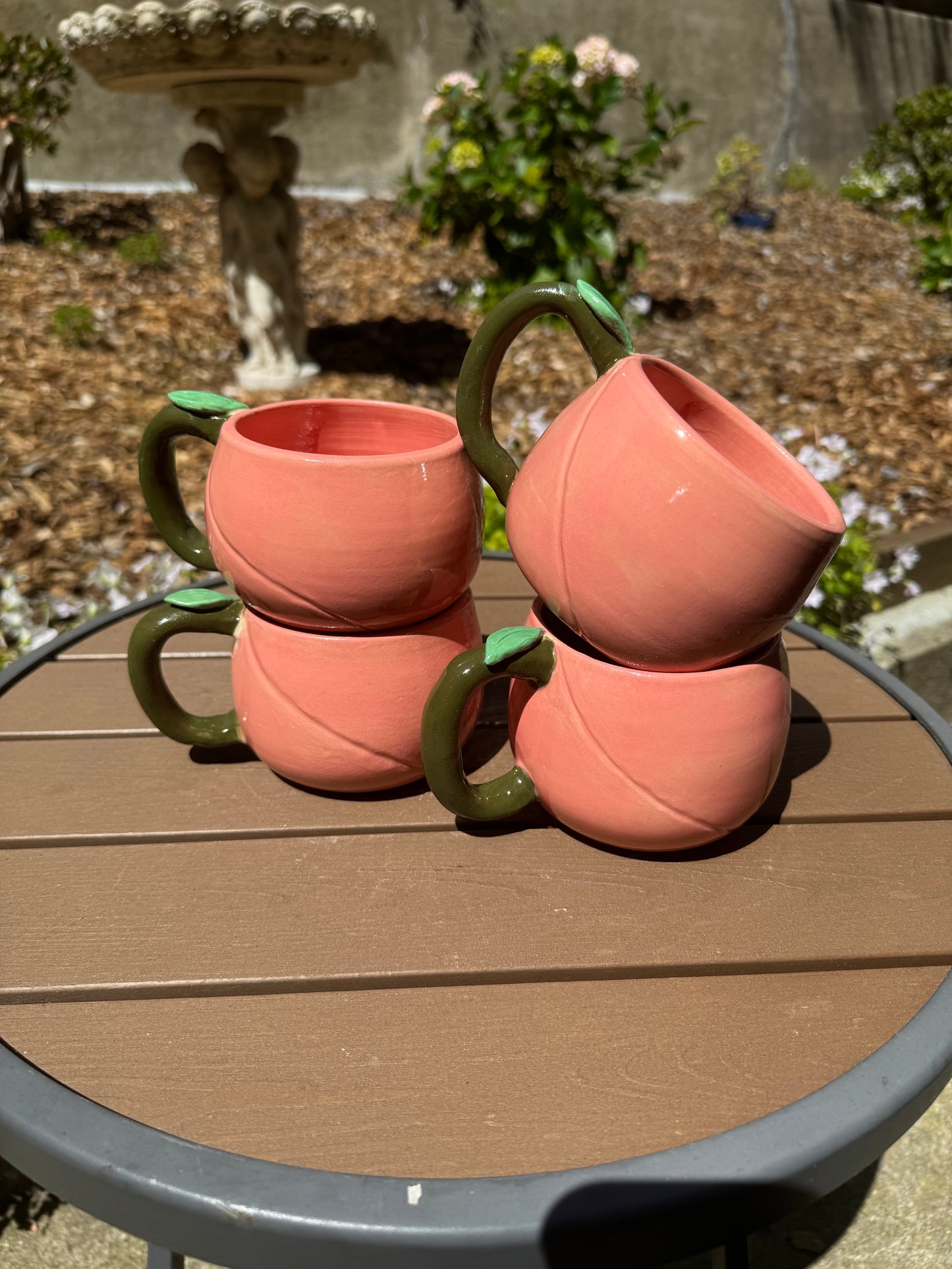 Peach mug